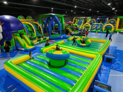 Inflatable World 2 Hour Public Sessions