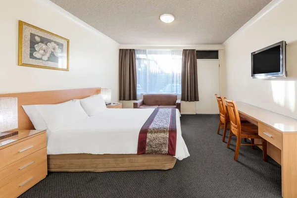 Experience Best Western Governor Gipps Motor Inn