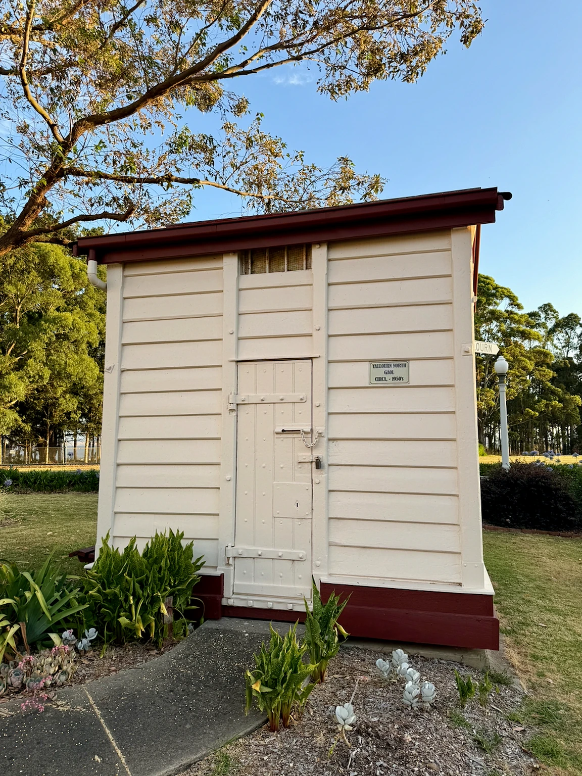 Small timber Yallourn North gaol building displayed at the museum.